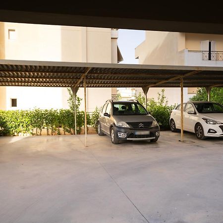 Maria'S Airport Apartment Koropíon Exterior foto